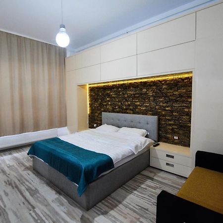 Lakeside Studio Mamaia Central Eksteriør bilde